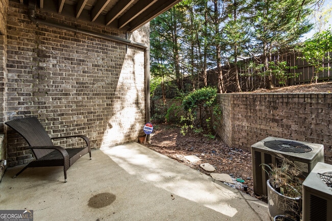 Building Photo - 2663 Rivers Edge Dr NE