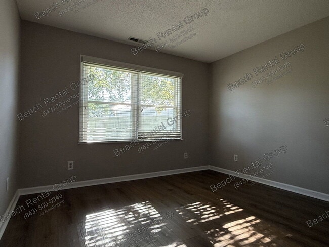 Building Photo - 425 Spauldingwood Rd