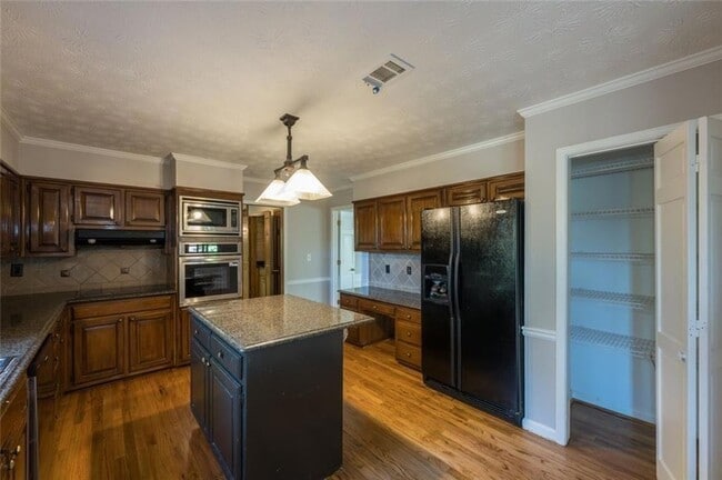 Building Photo - 3690 Aubusson Trce