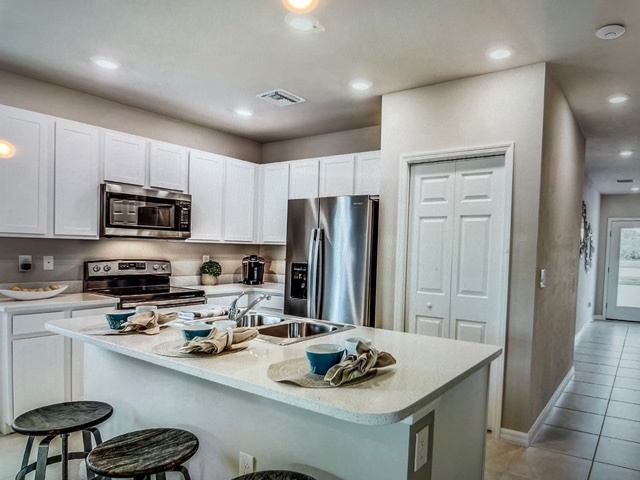 Kitchen - 15148 Wildflower Cir