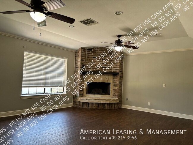 Building Photo - 2207 Spring Oak Ln