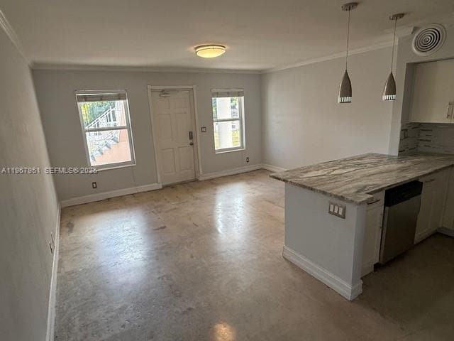 Building Photo - 4521 NE 21st Ave