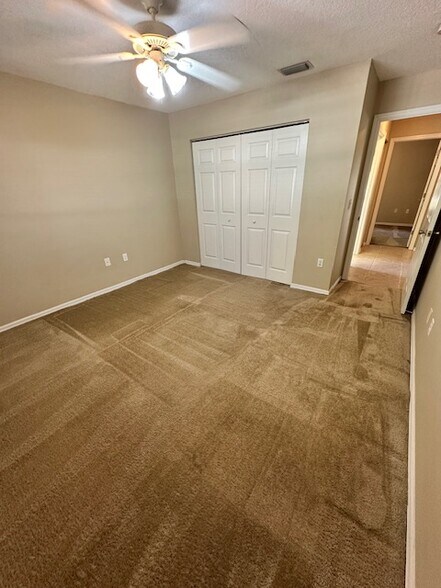 Building Photo - 4675 Breezy Pines Blvd