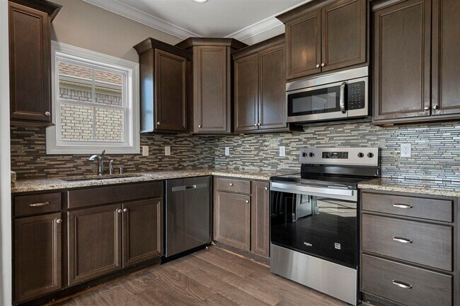 Building Photo - 457 Adalynn Cir