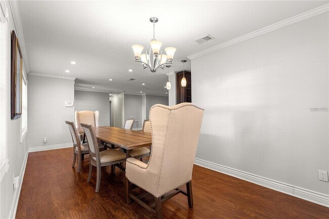 Building Photo - 126 SE 41st Ave