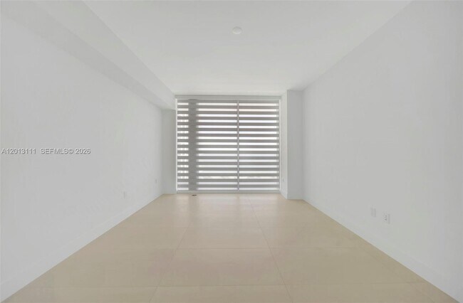 Building Photo - 153 N Seabreeze Blvd