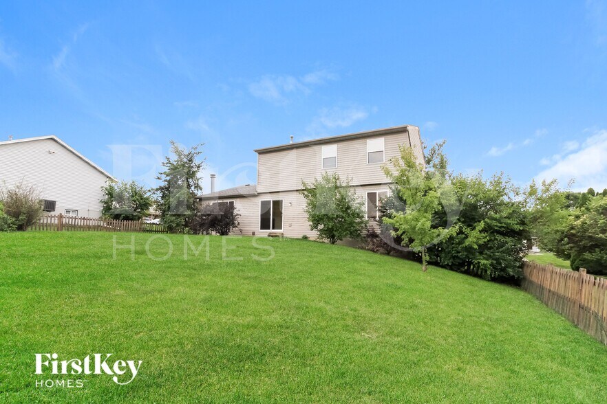 Building Photo - 2756 Tantivy Terrace