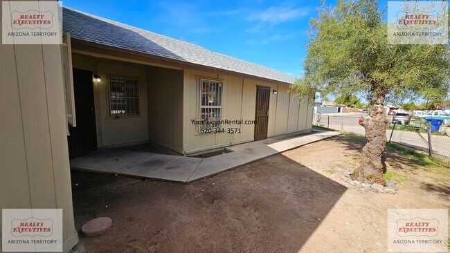 Building Photo - 1st Ave & Irvington Rd area 3 bedroom with AC