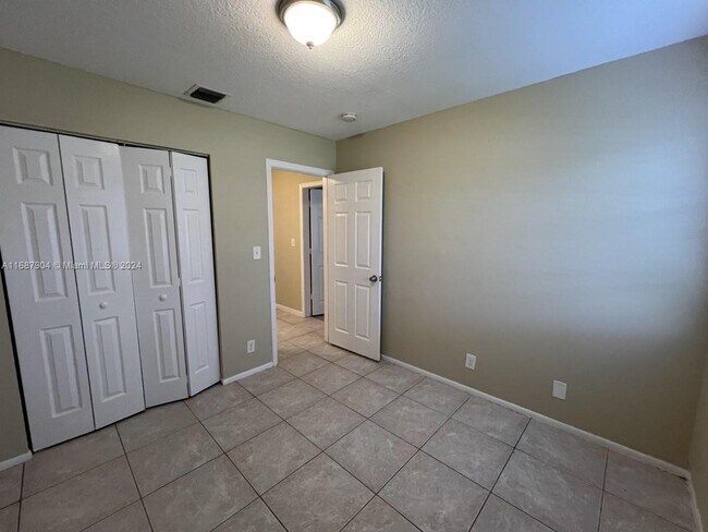 Building Photo - 6580 Winfield Blvd