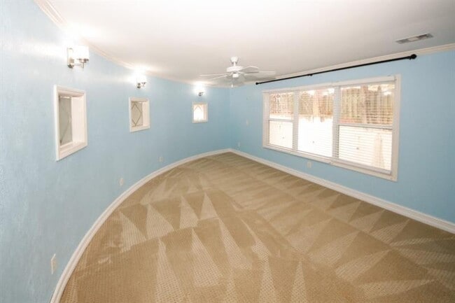 Building Photo - 1354 Brookhaven Village Cir NE