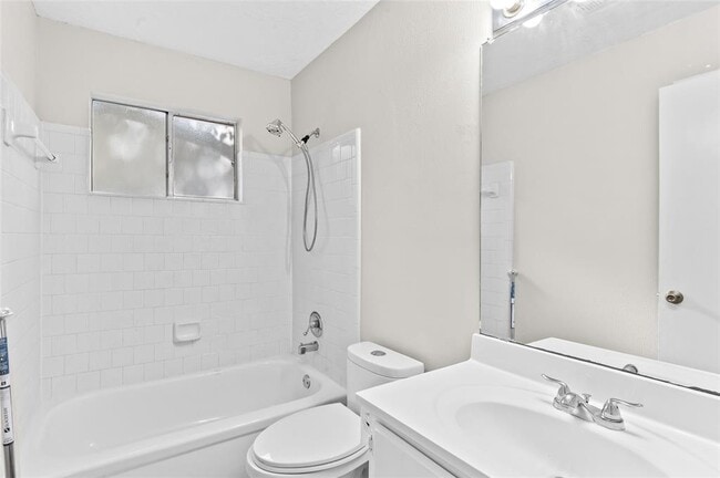 Building Photo - 10615 Autumn Meadow Ln