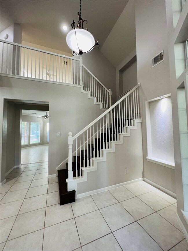 Building Photo - 23703 Banning Point Ct