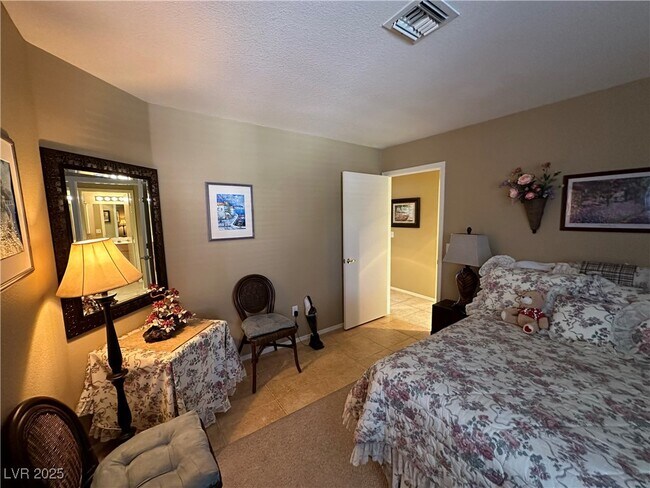 Building Photo - 9537 Eagle Valley Dr