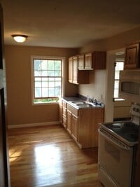 Building Photo - 948 US-1