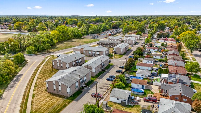 Building Photo - 610 Harrison Blvd