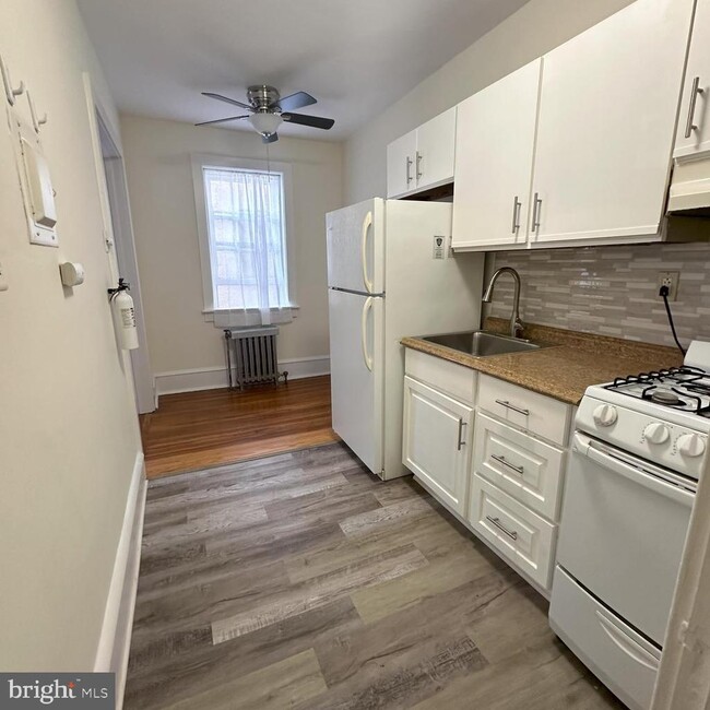 210 E Maple Ave - 210 E Maple Ave Merchantville NJ 08109 | Apartment Finder