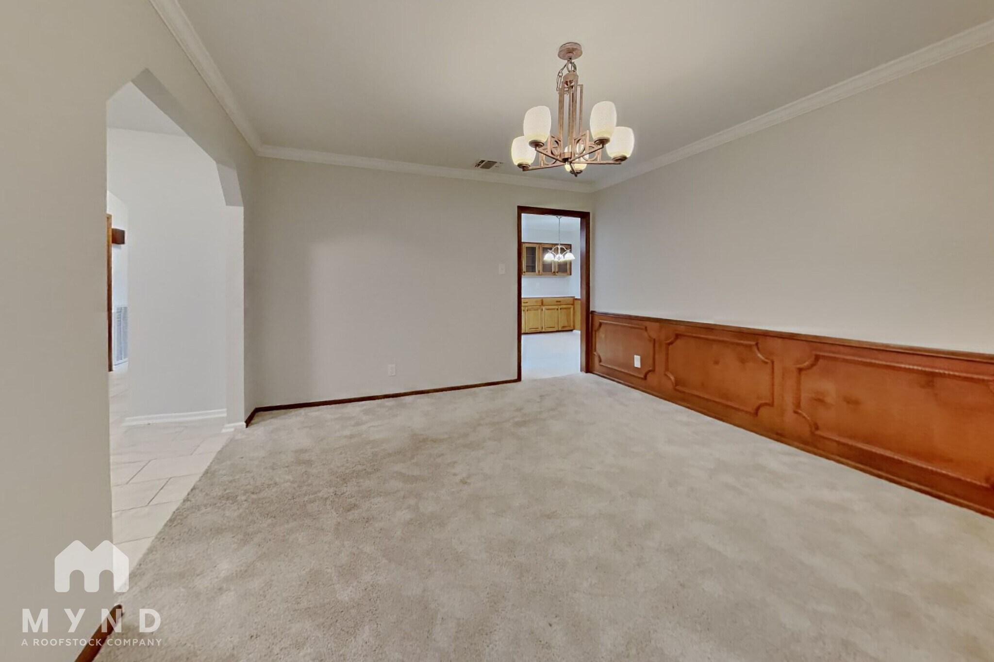 Building Photo - 15710 Fern Ridge St