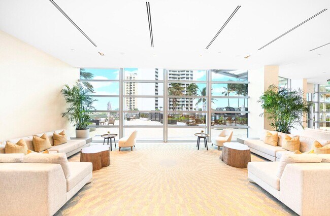 Building Photo - 3100 N Ocean Dr