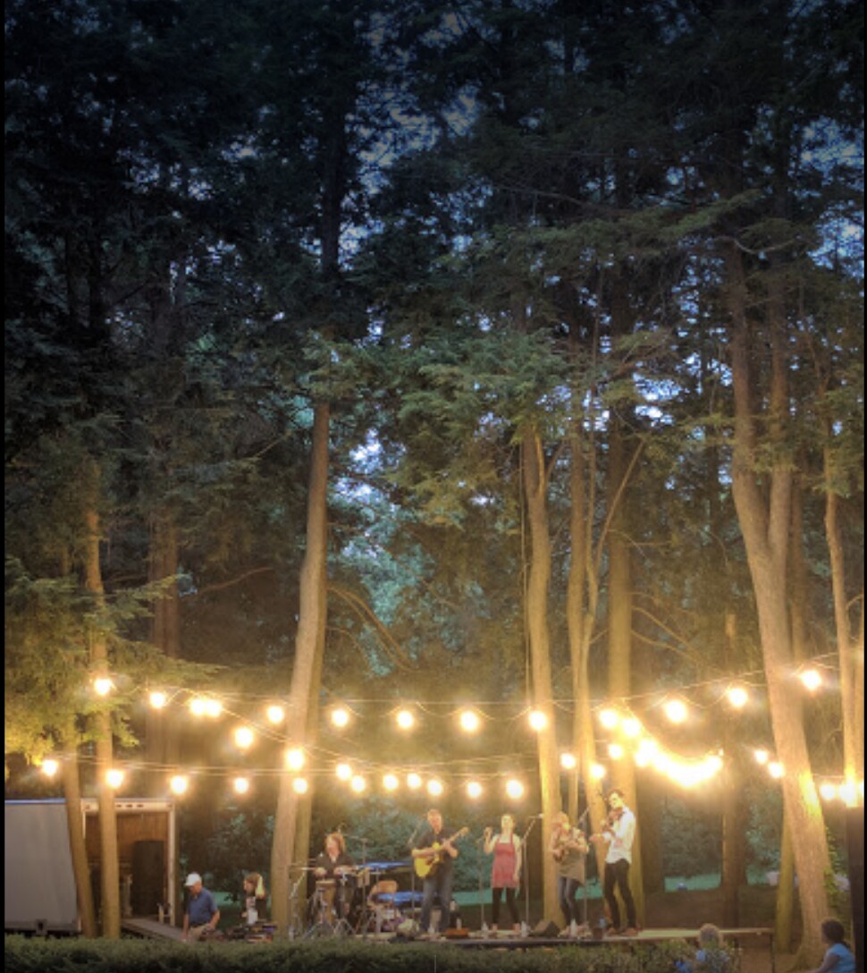 Building Photo - 6655 Musgrave St