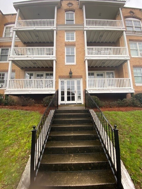 Entrance - 2901 10th Ave S