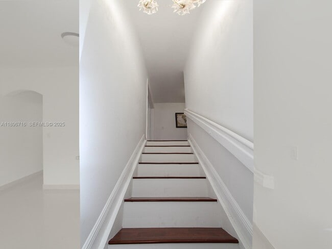 Building Photo - 5755 NW 115th Ct