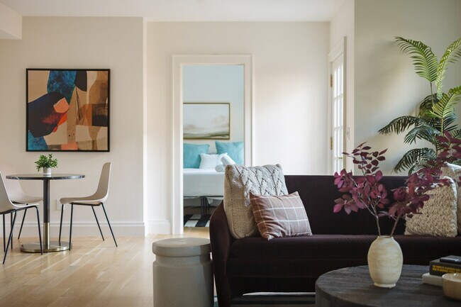 Building Photo - 84 Highland Ave