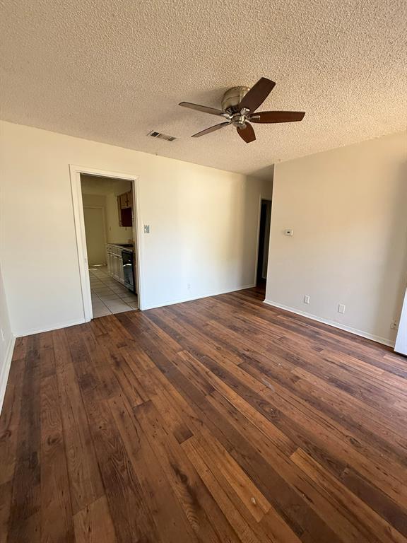 Building Photo - 3405 Willowrun Cove