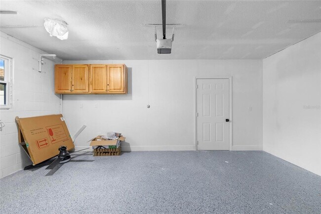 Building Photo - 5901 Denver St NE