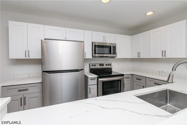 Building Photo - 1331 Chesapeake Ave