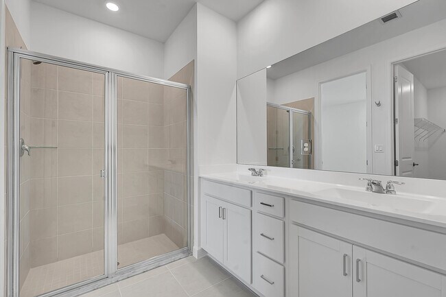 Building Photo - 3462 Cedar Grv Dr