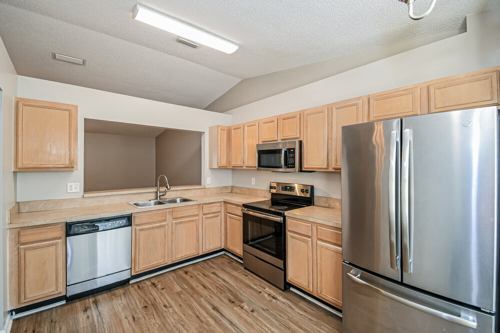 Building Photo - 1603 Twin Oak Ln