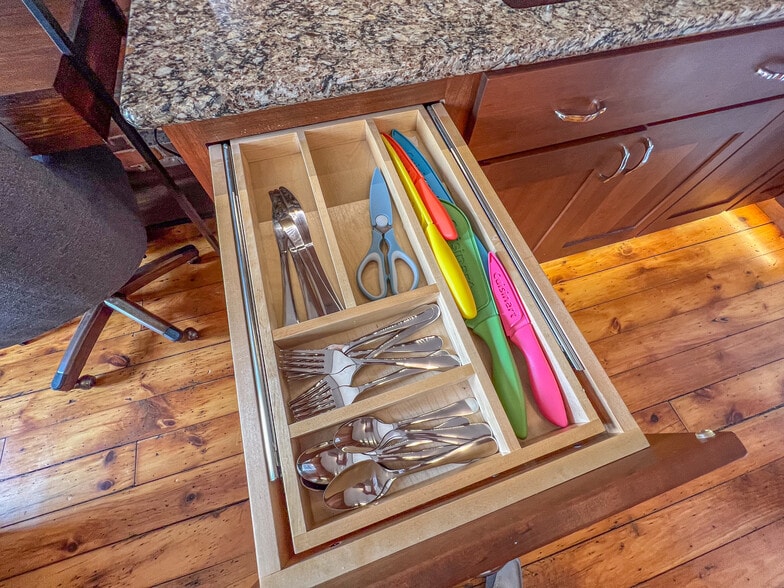 Building Photo - 1175 Iowa St