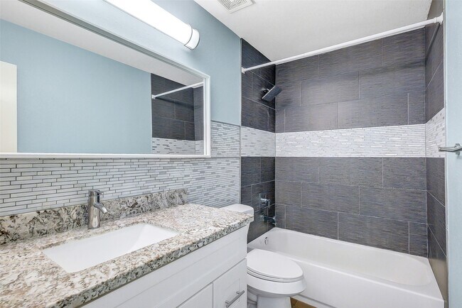 Building Photo - 6310 Macquarie Dr