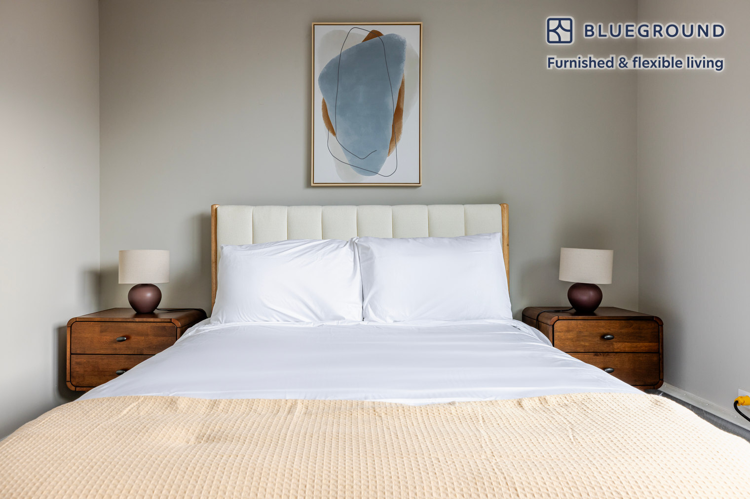 Building Photo - 5600 N Sheridan Rd