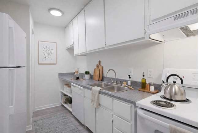 Building Photo - Live Larger Near Emory — Spacious 2-Bedroom with 1.5 Baths | 936 SF
