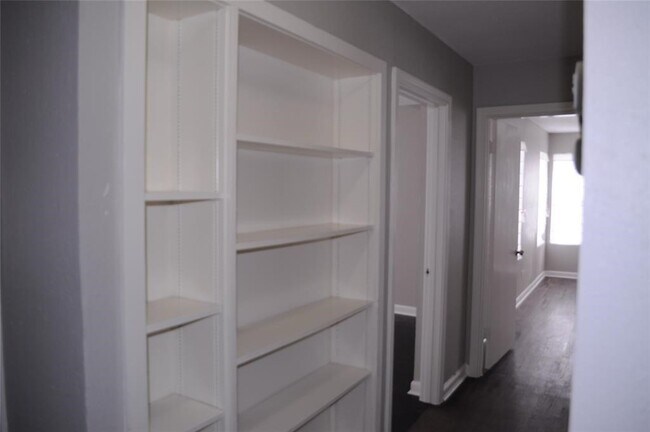 Building Photo - 3502 Rosedale St
