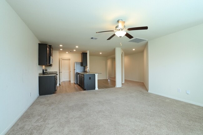 Building Photo - 20914 Solstice Point Dr