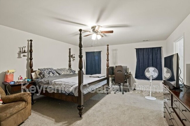 Building Photo - 175 Royal Black Heath