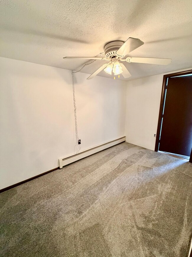 Building Photo - 3116 Salmon St