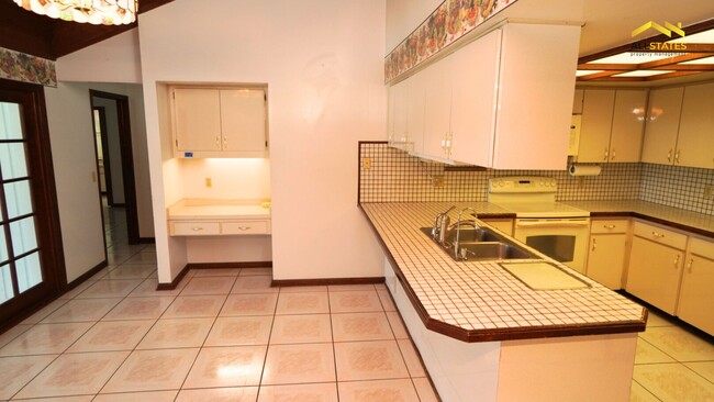 Building Photo - 3826 N Lake Orlando Pkwy