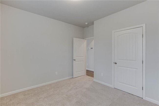 Building Photo - 6767 Scarlet Oak Way