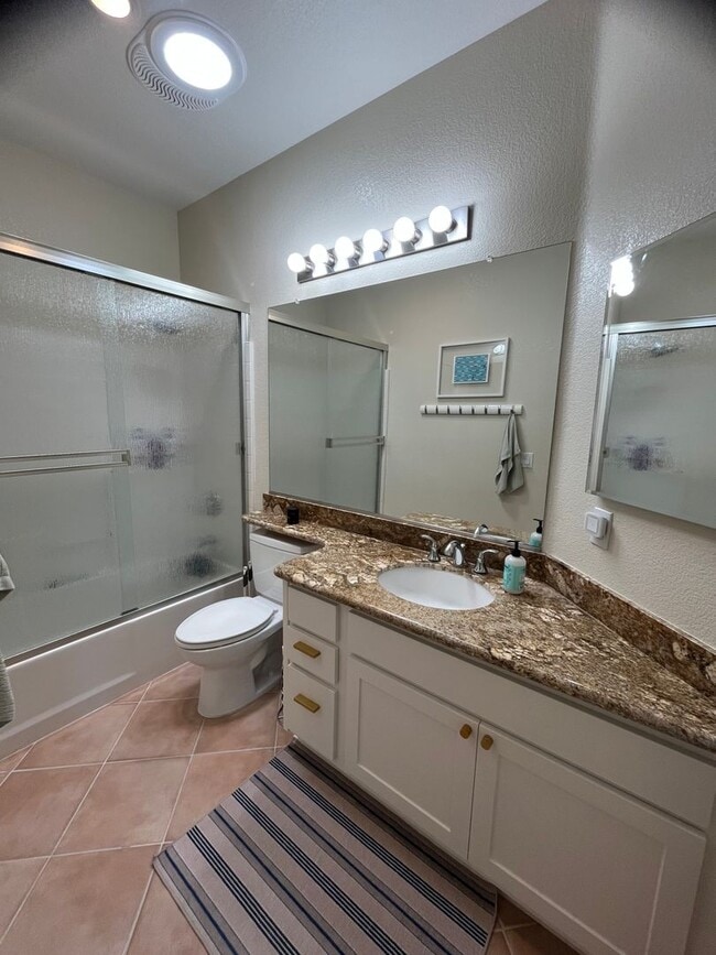 Building Photo - 3820 Vistosa Ct
