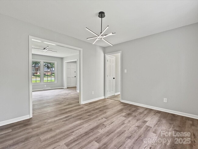 Building Photo - 2544 Cedarwild Rd