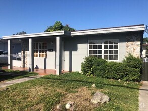 Building Photo - 3321 SW 91 Ave