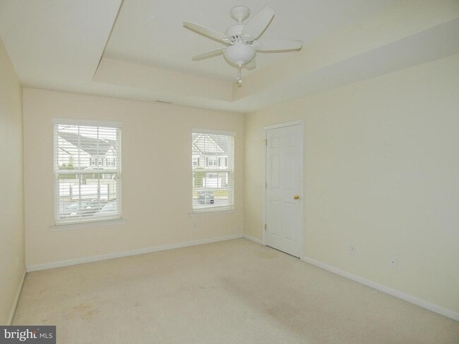 Building Photo - 2105 Lexington Mews