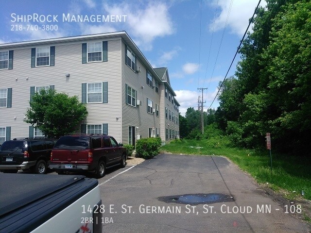 Building Photo - 1428 E St Germain St