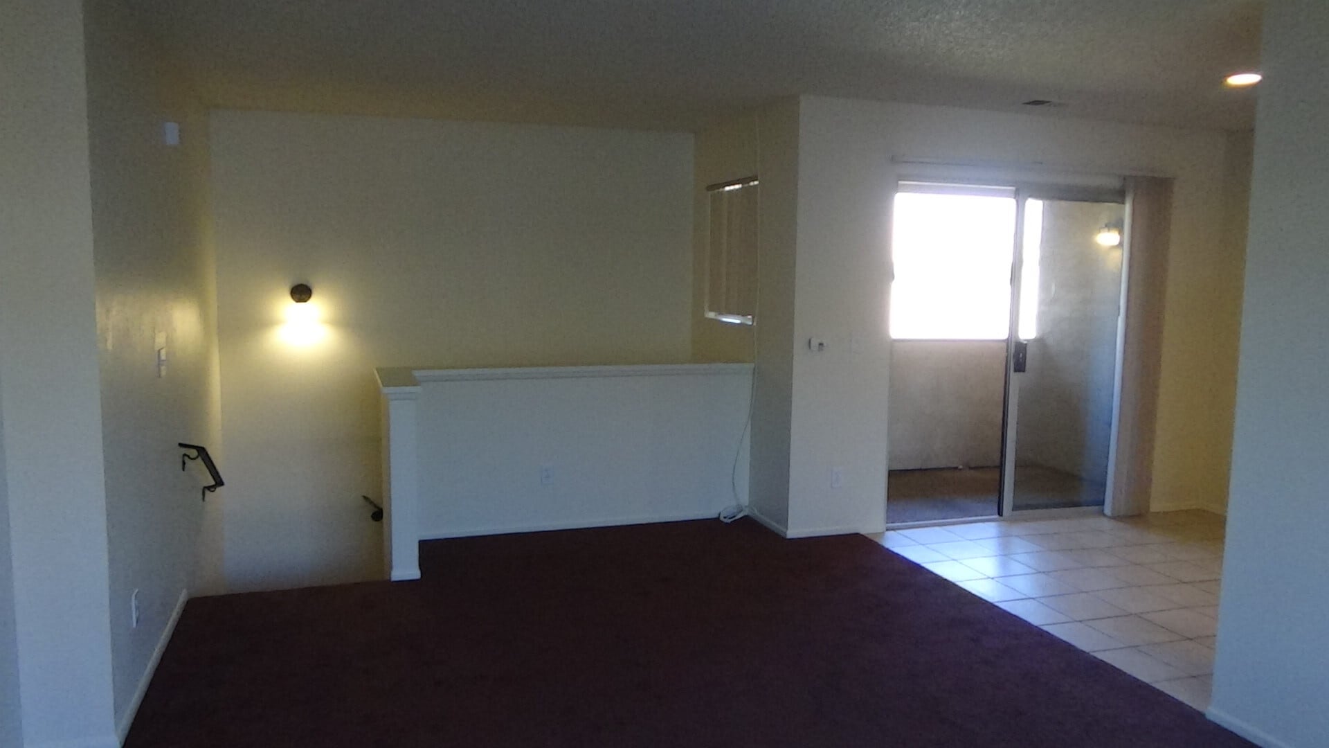 Building Photo - 704 Summerwood Ln