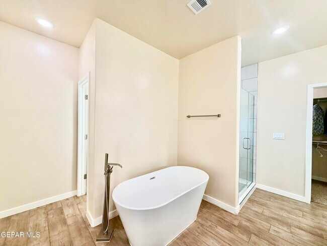 Building Photo - 13873 Sky Harbor Ave
