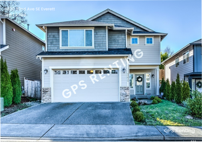 Primary Photo - Stylish And Sleek Everett Home On A Quiet ...