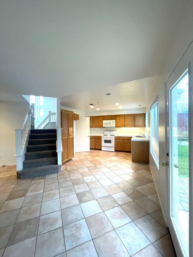 Building Photo - Heart of Ventura Living: Elegant Two-Story...